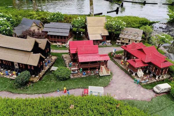 Model of Village Houses (2)